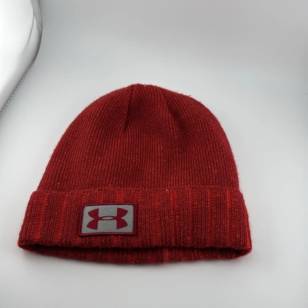 2014 Under armour UA logo red polyester toboggan beanie hat cap headgear